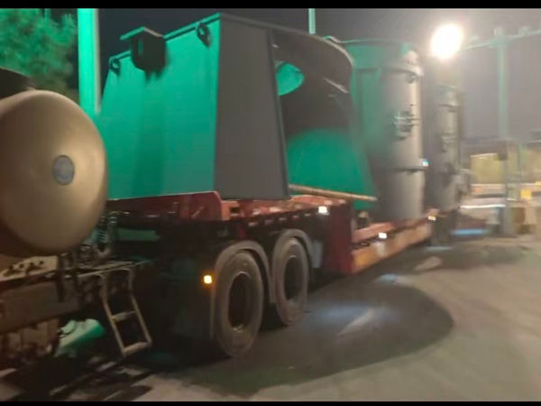 保定站及時勸返不合規(guī)大件運輸車廉淑娟_副本.jpg 保定站及時勸返不合規(guī)大件運輸車廉淑娟_副本.jpg